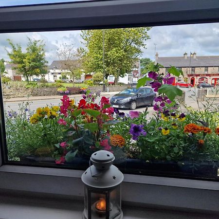 The Speak Easy Cottage Multyfarnham -Two Bedroom エクステリア 写真