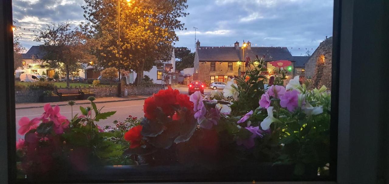 The Speak Easy Cottage Multyfarnham -Two Bedroom エクステリア 写真