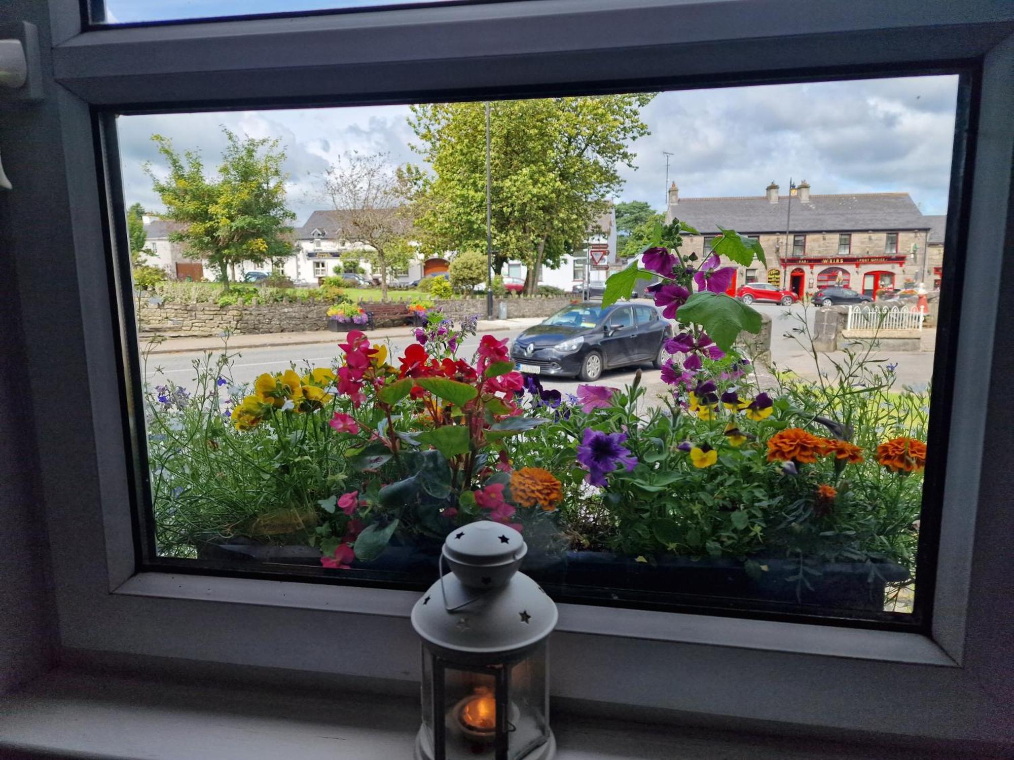 The Speak Easy Cottage Multyfarnham -Two Bedroom エクステリア 写真