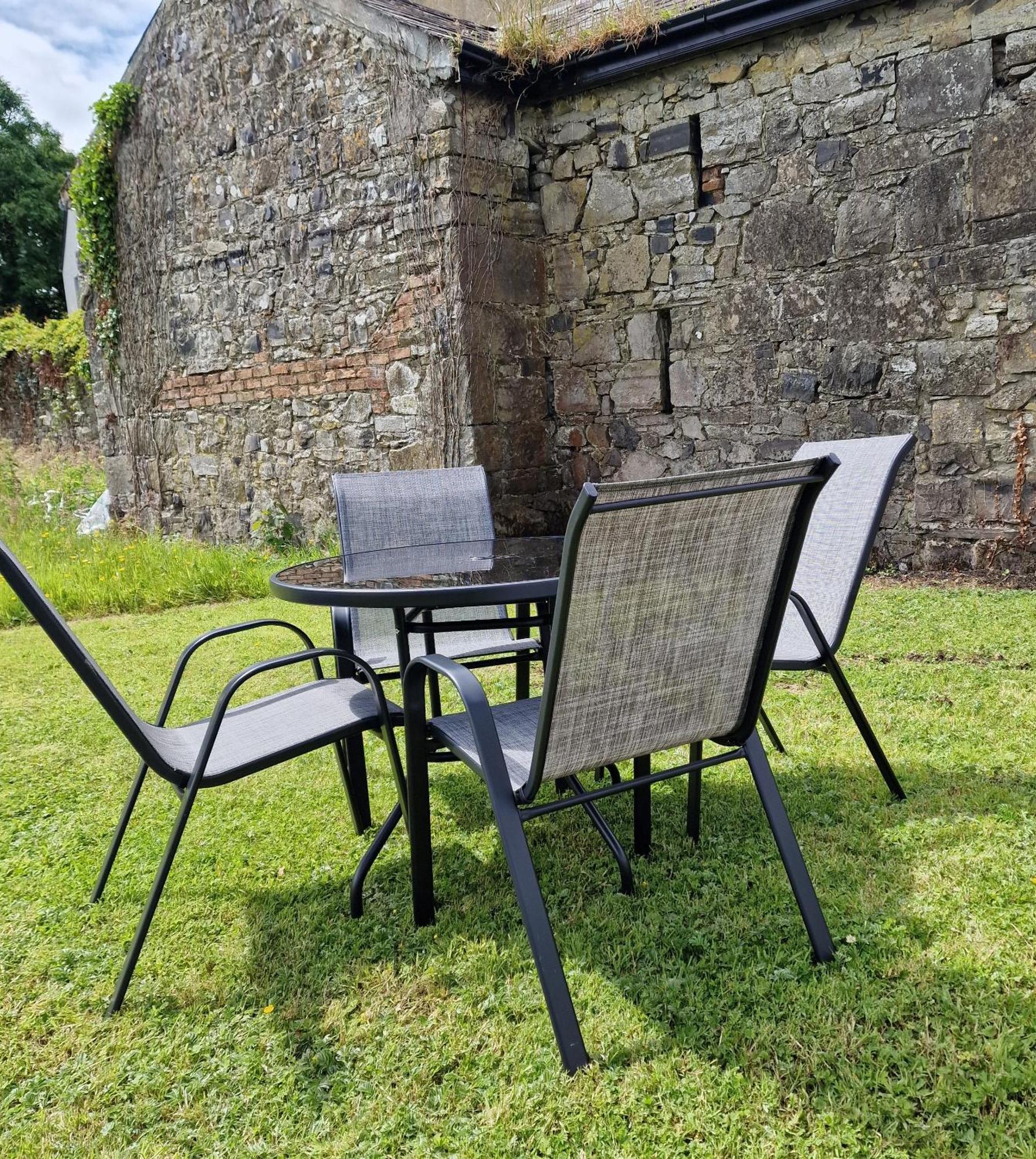 The Speak Easy Cottage Multyfarnham -Two Bedroom エクステリア 写真